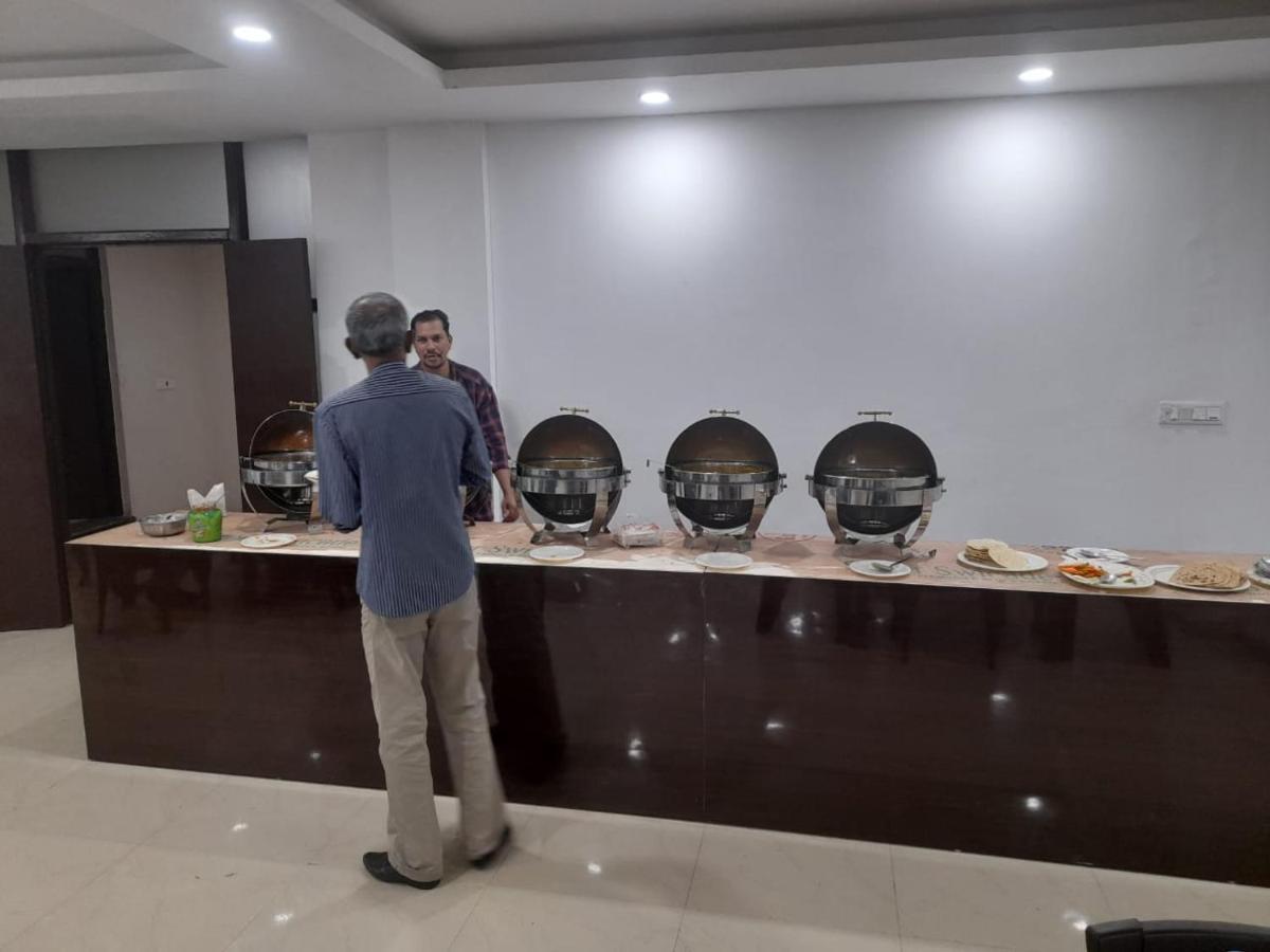 Hotel Zoon Dabb Srinagar Airport Kashmir Luaran gambar