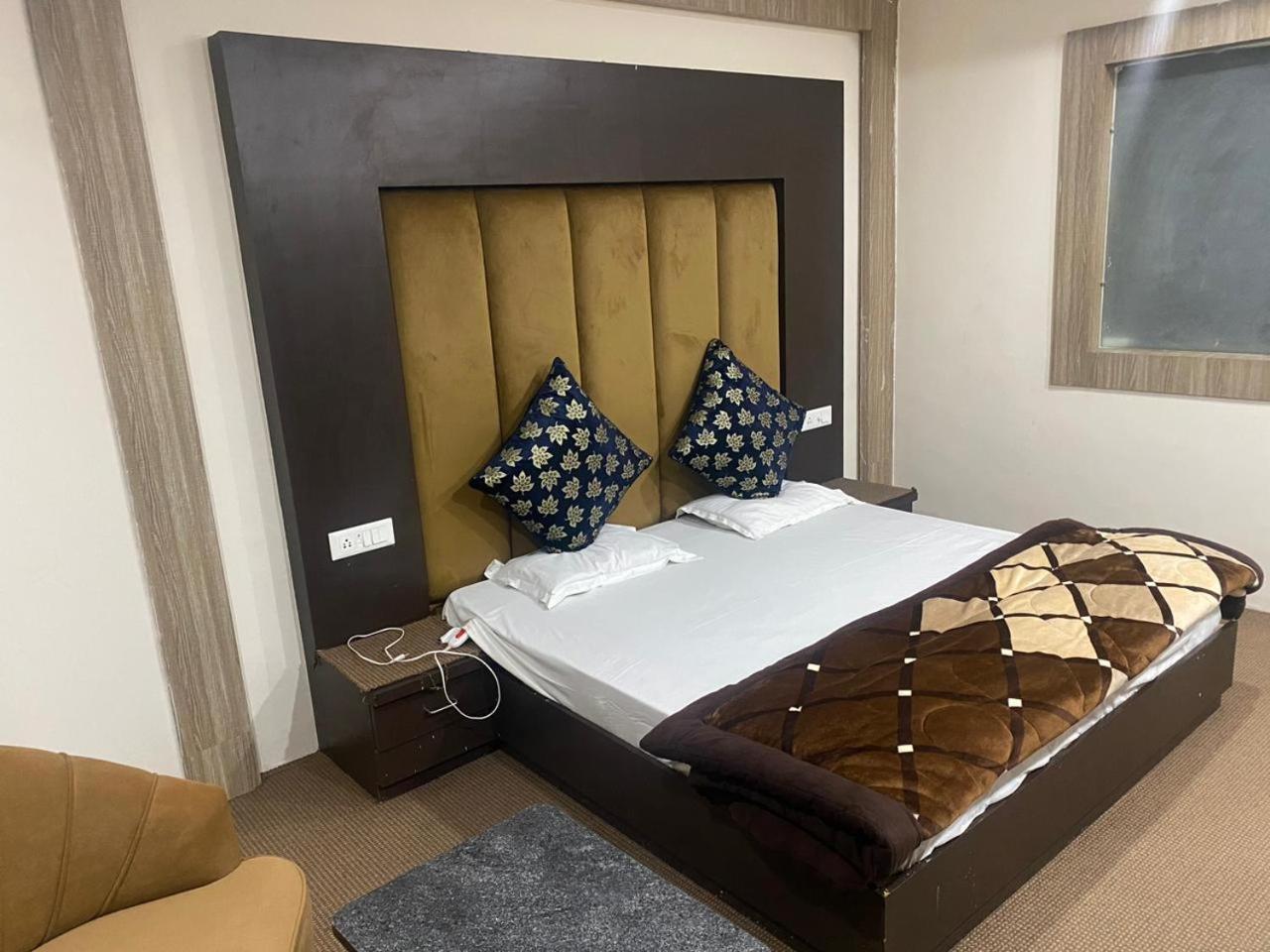 Hotel Zoon Dabb Srinagar Airport Kashmir Luaran gambar