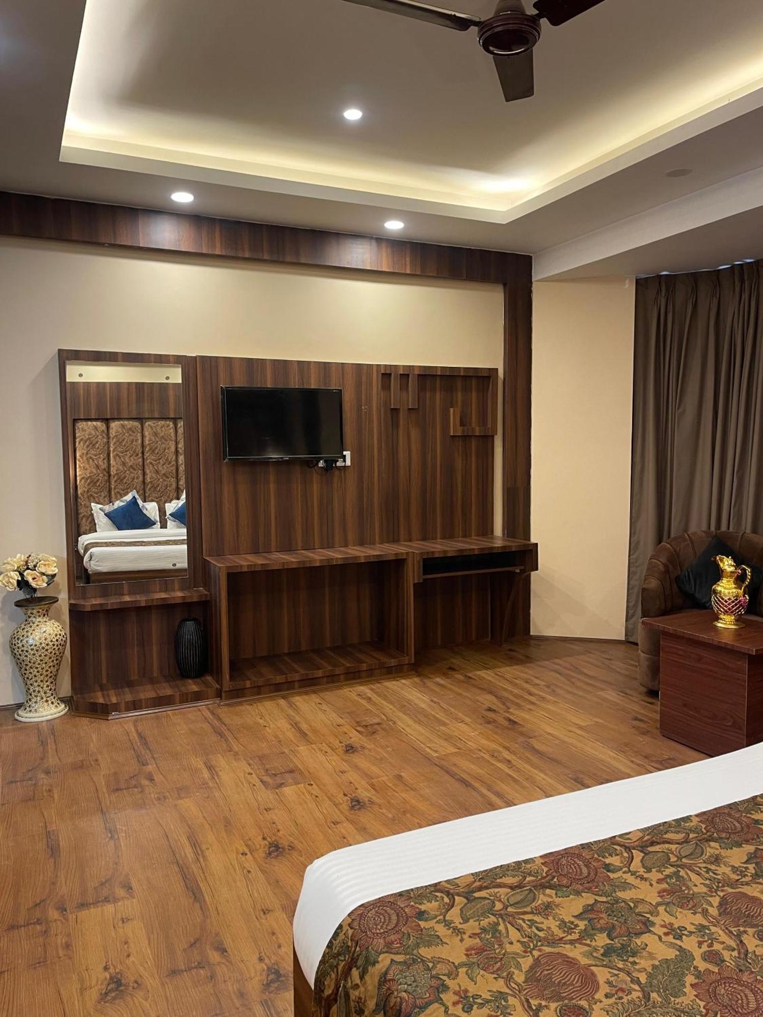 Hotel Zoon Dabb Srinagar Airport Kashmir Luaran gambar